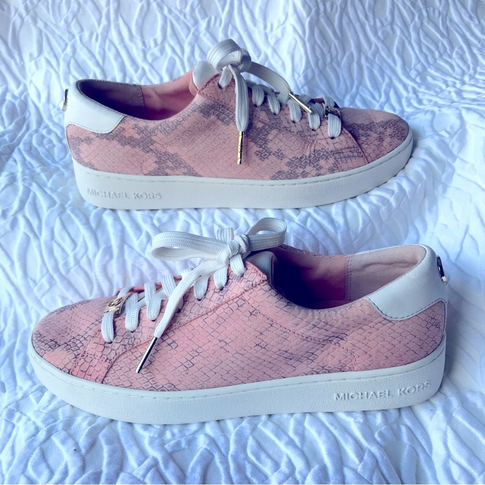 Michael Kors Keaton Pink Snake Print Lace-Up Shoes Size 5.5